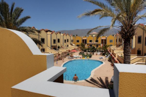  Chalet Costa Adeje  Адехе